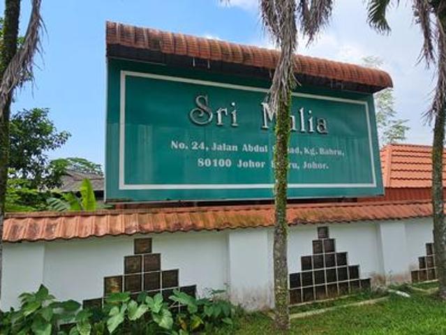 Jb Town Kampung Bahru Sri Mulia bigger Size Condorminium Full loan