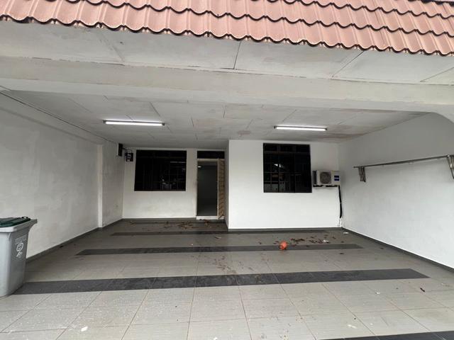 JB Town Single Storey House Jalan Anadi Serena Park Partial Furnished
