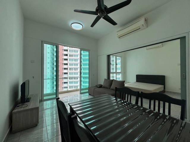 JB Town Tropez Residence Danga Bay 11 Bed 1 Bath Fully Furnished CIQ