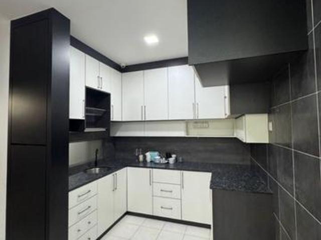 JB Tmn setia tropika 2 storey house renovated unit