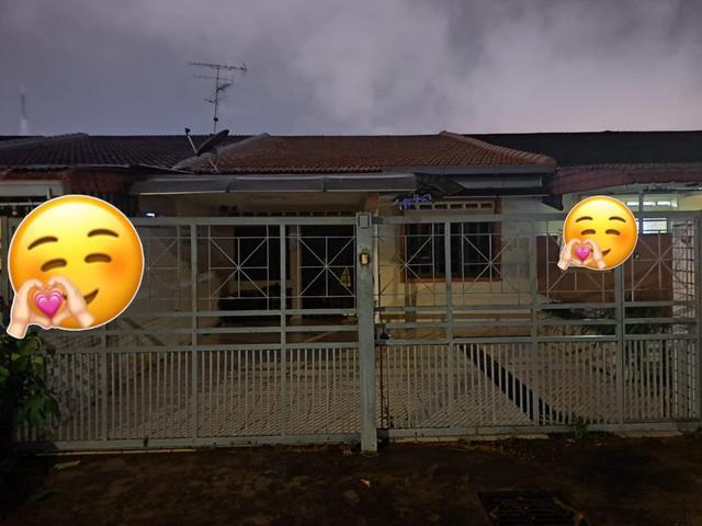 JB CIQ HotSpot Family House