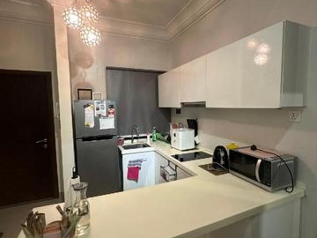 JB CIQ walking distance Condo 2bedroom for looking tenant to rent
