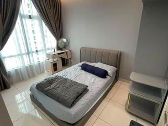 JB Kempas Dsummit apartment for Rent