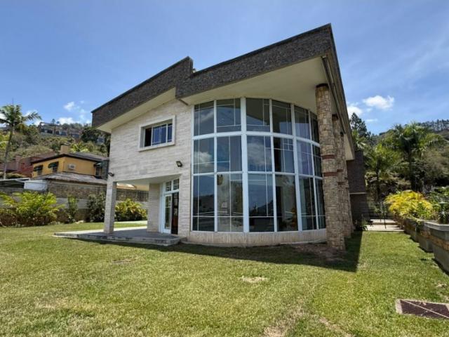 JG Venta de casa en Oripoto 5H+S/6B/8P