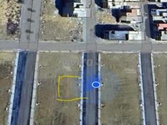 Je mets en vente mon terrain R2 114 m² commercial