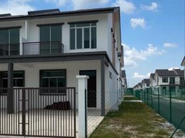 Jenjarom Double Story