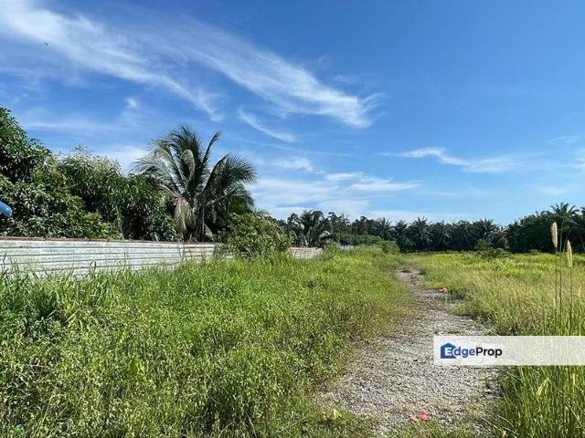 Jenjarom industrial land for sale