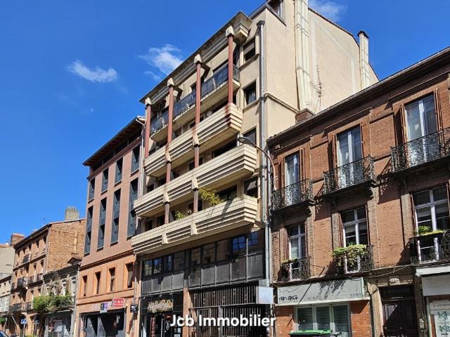 JEANNE D'ARC T2 MEUBLE BALCONS
