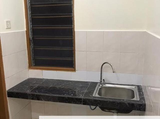 Jelutong Apartment, Selayang Heights