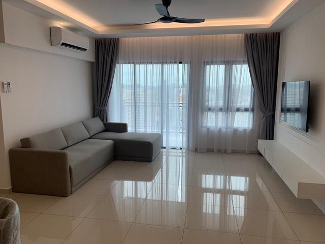Jelutong condo for RENT Move in immediately Big unit n nice view