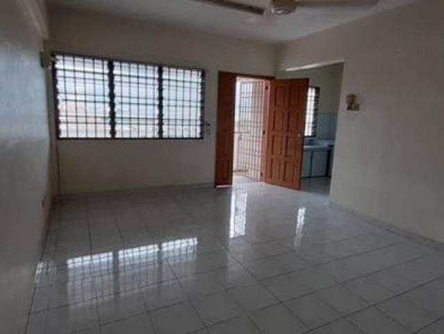 Jelutong Eastern Court High Floor Strategic near Market Schools Eatery