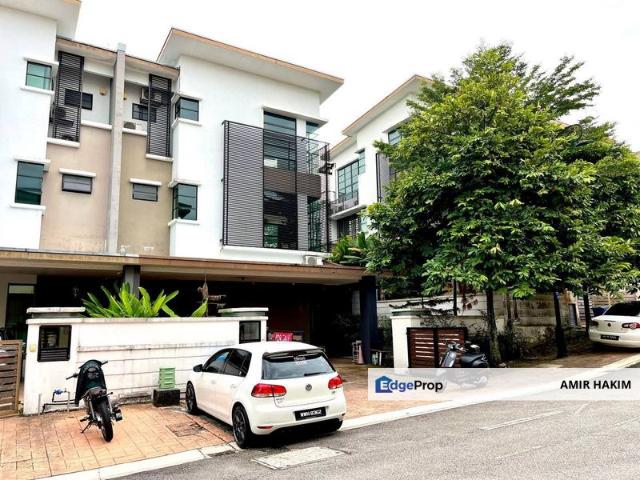 Jelutong Heights