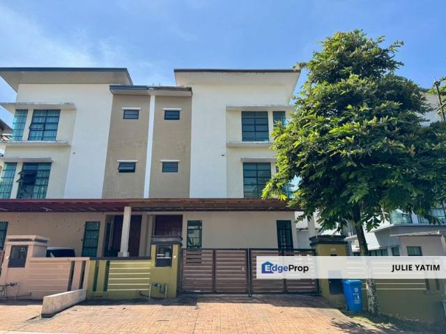 Jelutong Heights