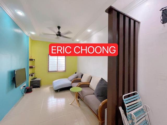 JELUTONG PARK APARTMENT FULLY FURNISHED RENOVATED 1 Cp FULL LOAN SALE