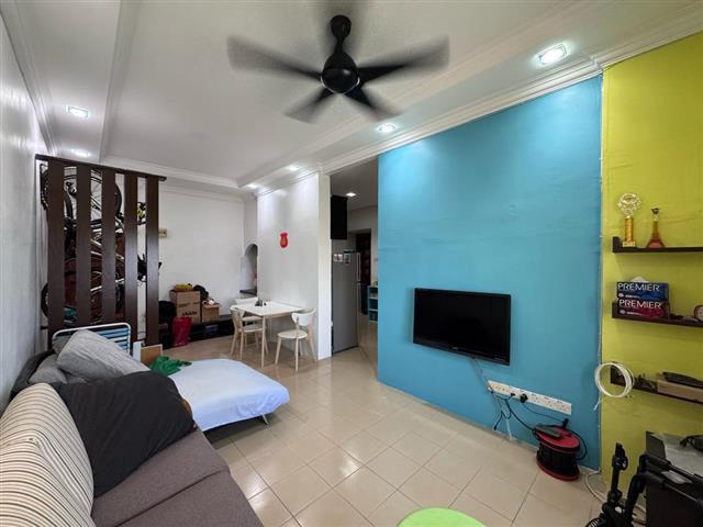 Jelutong Park Full Reno Furnished 1 car park High Floor