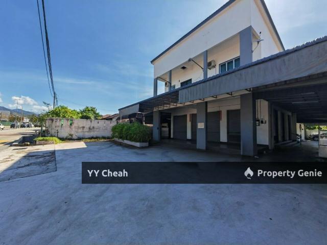 Jelapang Ipoh, main road Bungalow shop, many car parks available
