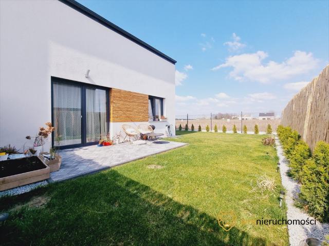 Jelcz Laskowice, Zwycięska, 81,72 m2