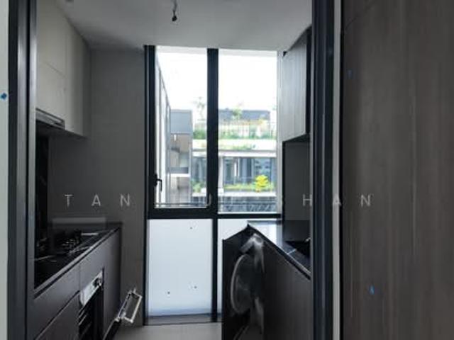 Jervois Mansion Condominium For Rent, $8,600, 3 Bed 2 Bath 1,023 sqft $8.41 psf