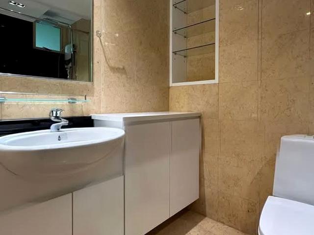 Jervois Regency D10, Apartment