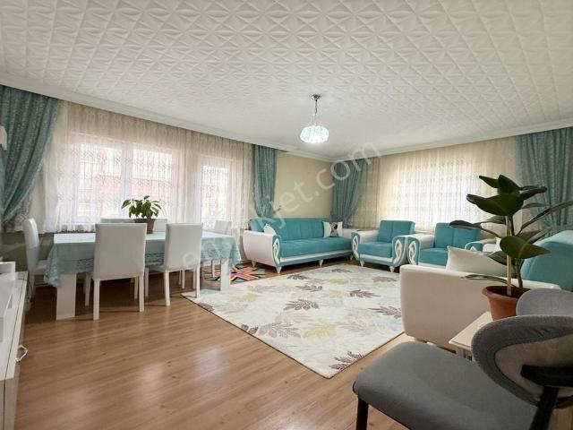 Jest'ten Kafkaslar'da Krediye Uygun 3+1 Cadde Yakını Daire