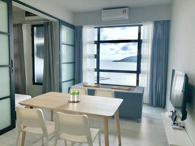 Jesselton Quay Seaview Condo 2R1B Fully Furnished High Floor