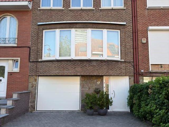 Jette: Bel Étage, 3 bed + office, garden/terrace, garage