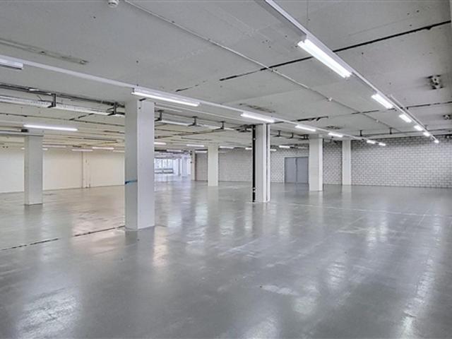 Jetzt auch Teilflächen ab ca. 600 m2 Lagerflächen in Egg b. Zürich!
