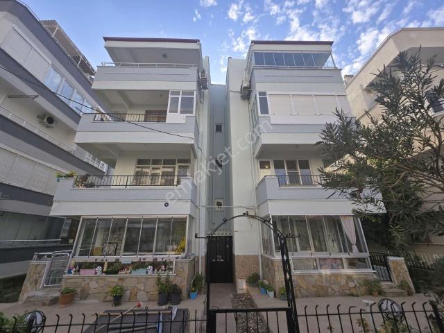 ▄▀▄jet Emlaktan Sarıkız'da Ön Cephe Arakat Denize 150m 2+1 Daire