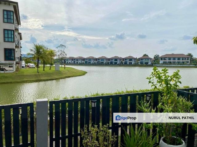 Jewels of Grasmere, Setia Marina