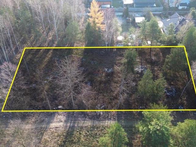 Działka budowlana 2243 m2 w Jeziórku Ustanów z mediami