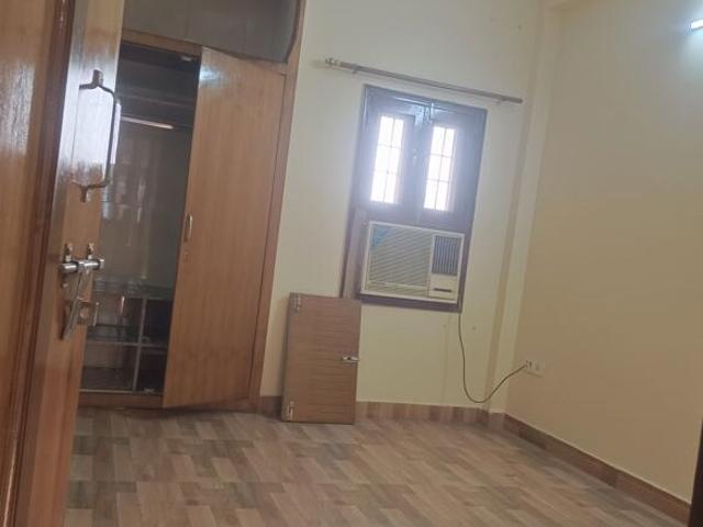 Jhatta, Sector 159 2 Bedroom 800 Sq. Ft. Builder Floor in Jhatta Noida Listing ID: #10265
