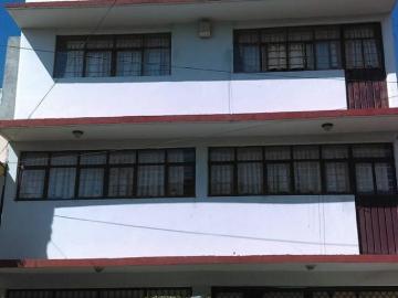 JHS Venta edificio en Nezahualcóyotl, Colonia La Perla para inversión