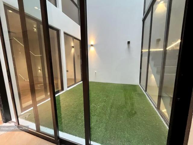 Ji Xiang Court D15, Terrace