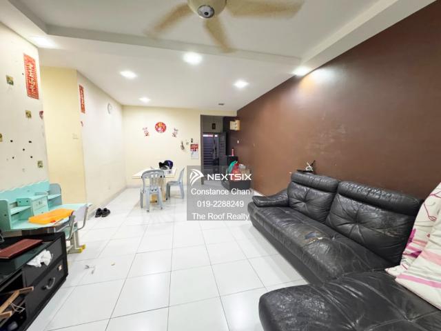 金山园少见一楼半 全装修扩建排屋 condition 美美 拎包入住