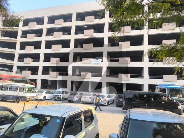 Jinnah Avenue Facing Ground Shop CDA Parking Plaza