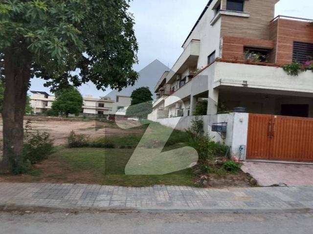 Jinnah Boulevard Sector A Plot 39