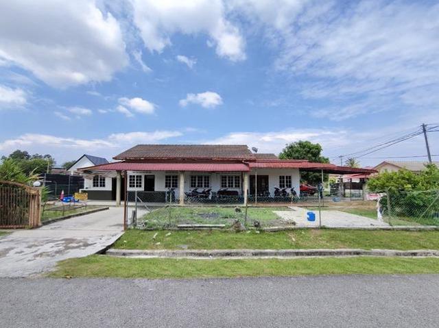 JIBOI Kg Bahagia Bungalow 6400sqft Freehold