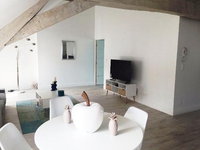 JIL LL152 Vieux Lille T2 meublé 55 m²
