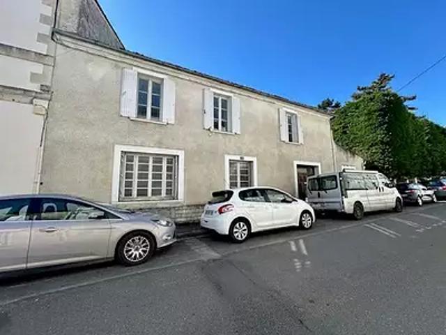 Jonzac 17500 Achat / Vente appartement 8 pièces t8