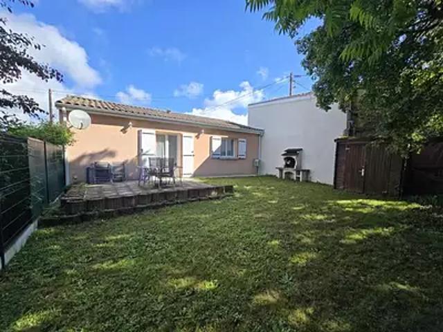 Jonzac 17500 Achat / Vente maison 3 pièces t3 parking