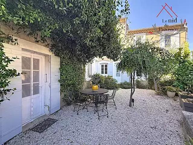 Jonquerettes 84450 Achat / Vente maison 6 pièces t6 au dernier étage cave