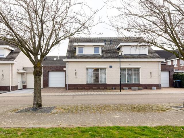 Johan Hoenplantsoen 28, 6433DA, Hoensbroek, Limburg 6433DA