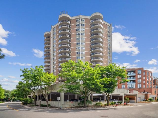 John Street Apartments 2 Bedroom available at 6 John Street, Oakville [object Promise] for Rent