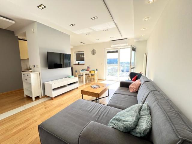 Johna Baildona 85 m², Katowice