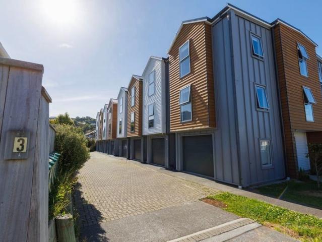 johnsonville, 3 bedrooms