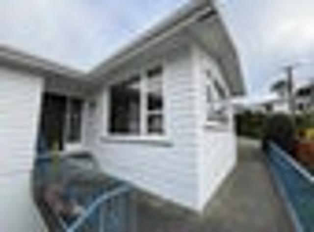 Johnsonville, 3 bedrooms, $595 pw