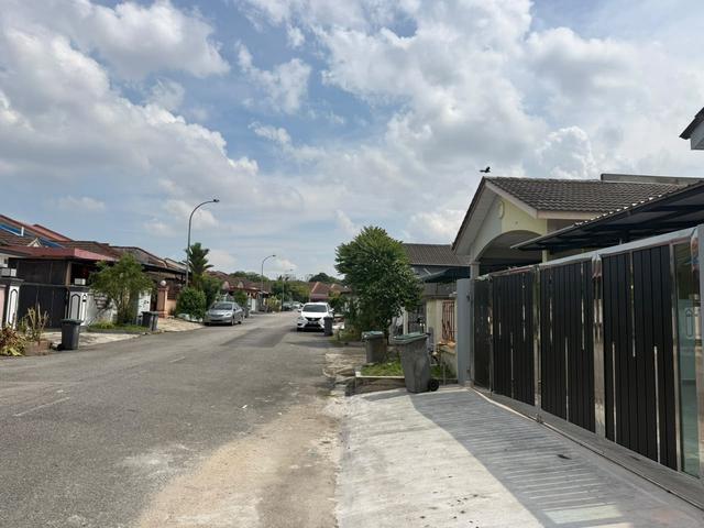 Johor Bahru Taman Bukit Indah Jalan Indah Single Storey Terrace House