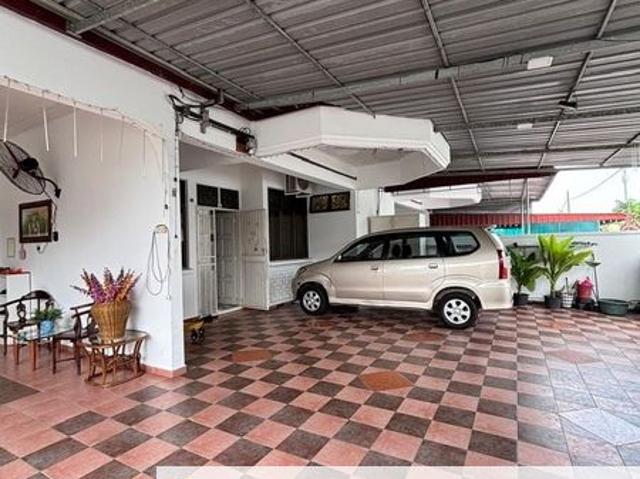 JOHOR BAHRU Taman Daya Corner Lot Single Storey Terrace House FOR SALE