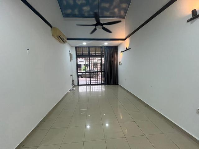 Johor Bahru Taman Molek 15 Storey Terrace House For Rent