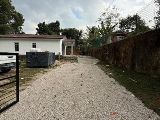 Johor Bahru Jalan Banjaran Single Storey BungaLow